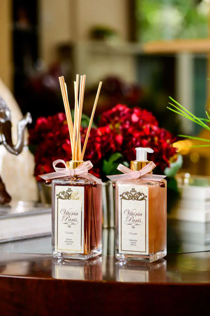 Fotografia de produto para Vitoria Paris Essences, foto 2 de 7