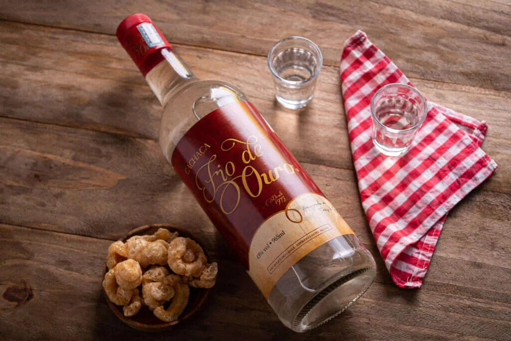 Fotografia de produto para Cachaça Fio de Ouro, foto 14 de 15