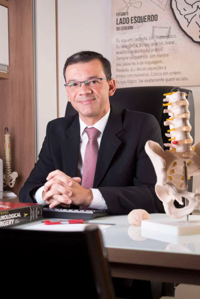 Retrato corporativo para Dr. Diego Campolina, foto 1 de 6