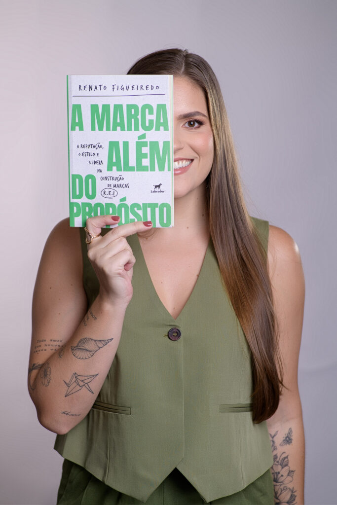 Retrato corporativo para Débora Aliprandi, foto 2 de 9