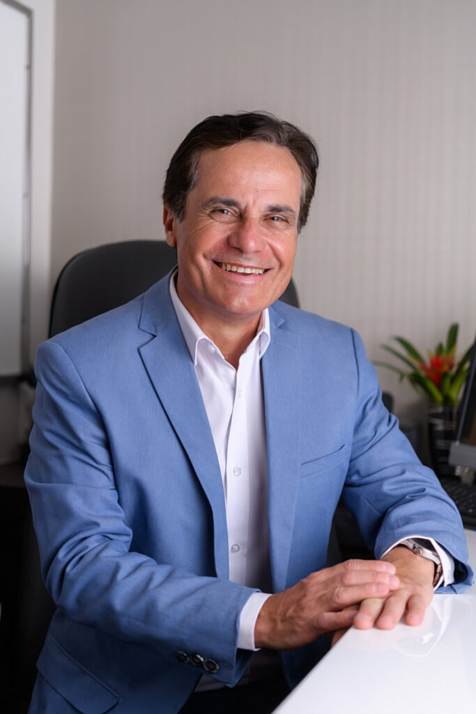 Retrato corporativo para Dr. José, foto 2 de 10