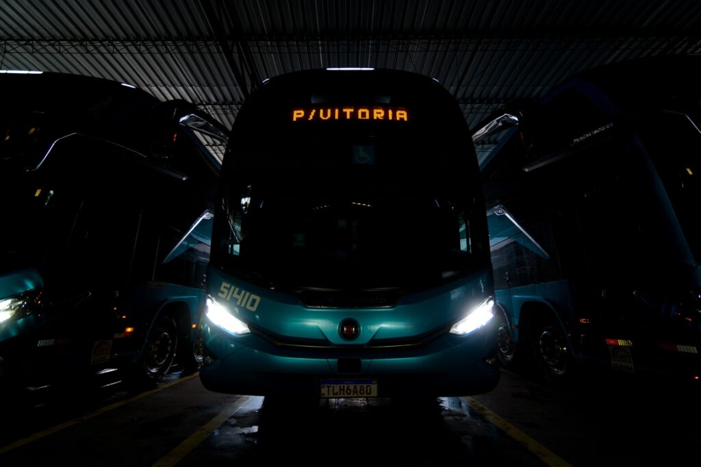 Fotografia publicitária para Viacao Águia Branca, foto 1 de 9